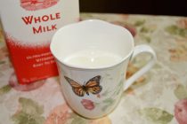 噛む・飲む牛乳でご高齢者の健やかな健康を